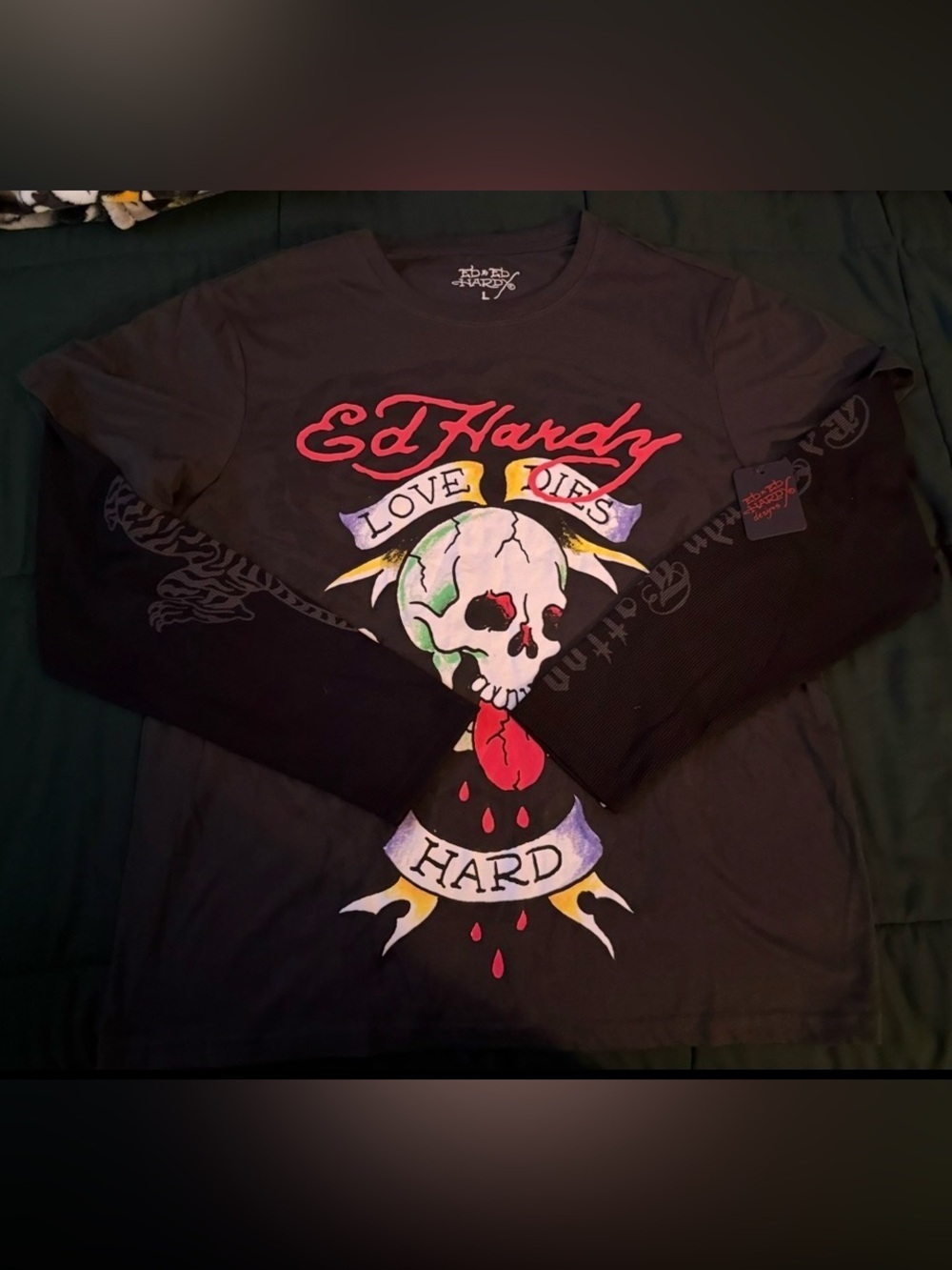 ED HARD “LOVE DIES HARD” SKULL SHIRT **NWT